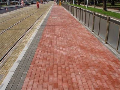 Zámková dlažba, barevná dlažba Praha - BELLE Bohemia