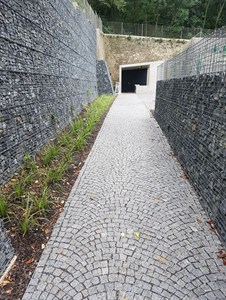 žulová dlažba, barevná dlažba, Praha - BELLE Bohemia