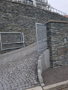 žulová dlažba, barevná dlažba, Praha - BELLE Bohemia